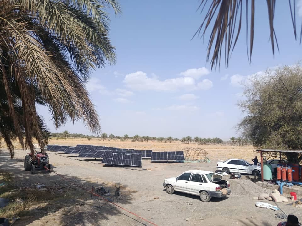 نصب و فروش پمپ آب خورشیدی گروه فنی مهندسی ایمان سولار در ایرانشهر