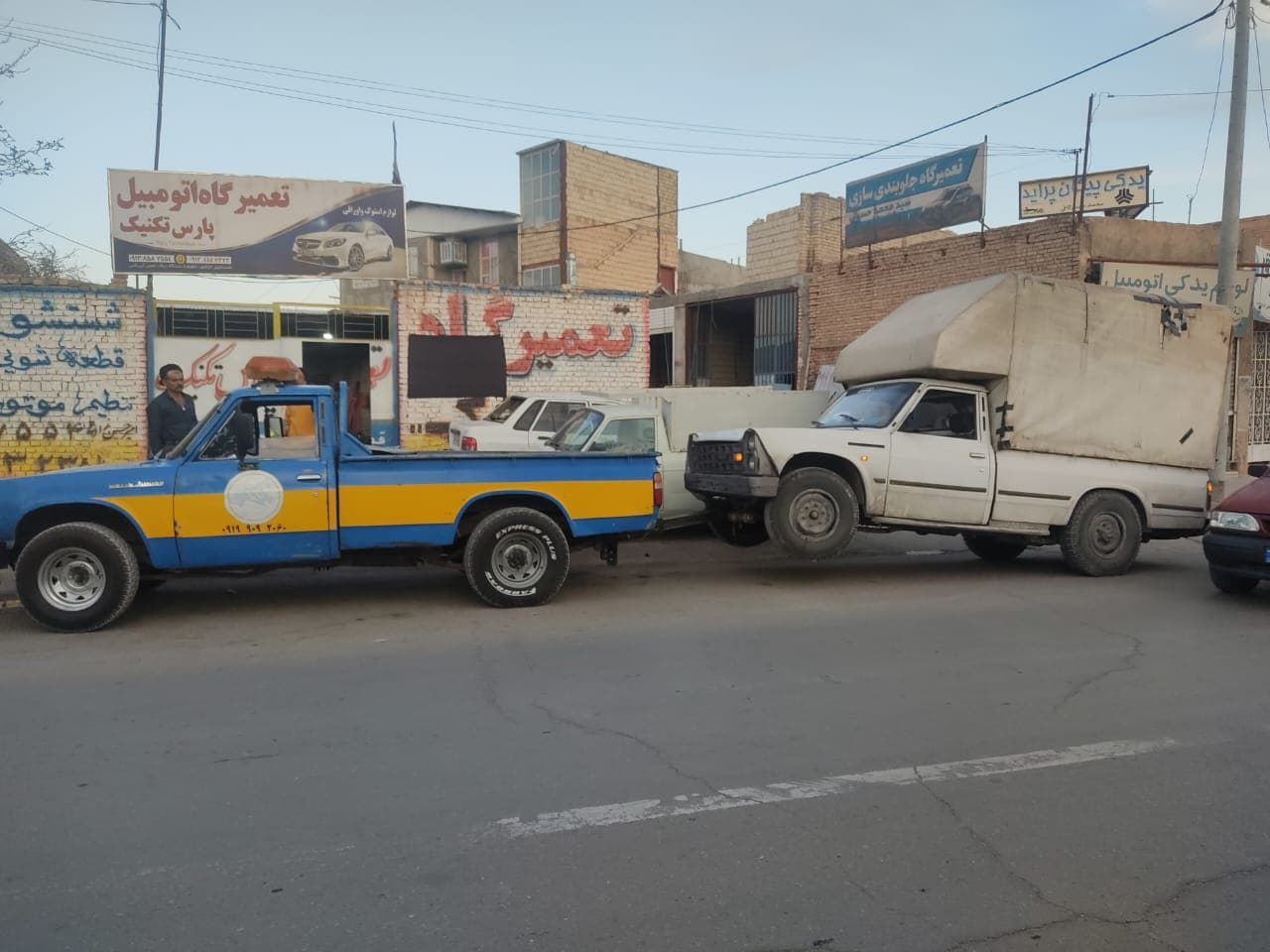 امداد خودرو و یدک کش ابوئی در مهریز