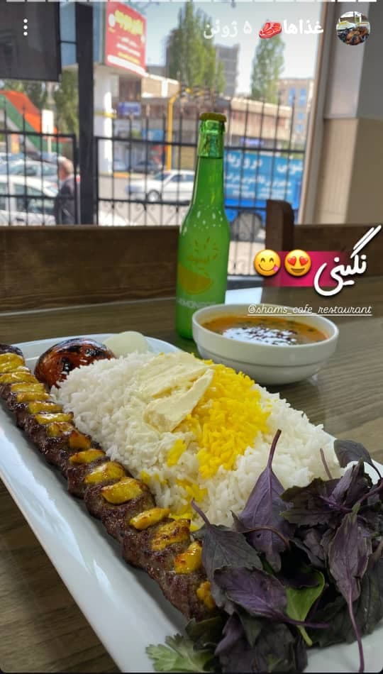 رستوران سنتی شمس صادقی در اردبیل