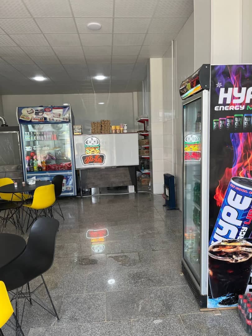 فست فود برگر خان در خرمدره