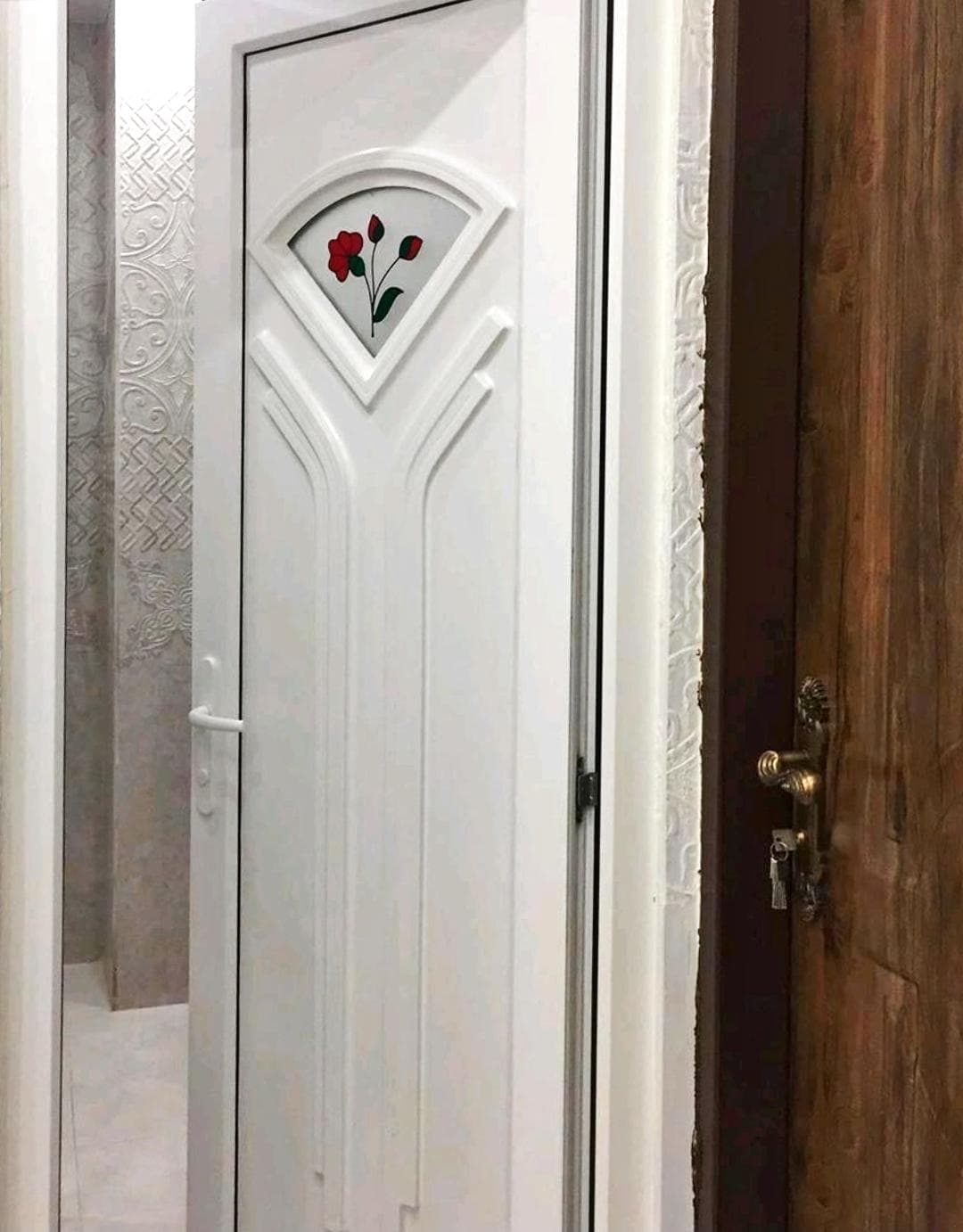 کارگاه تولیدی و فروش درب و پنجره دوجداره و upvc سهیل عسلویه