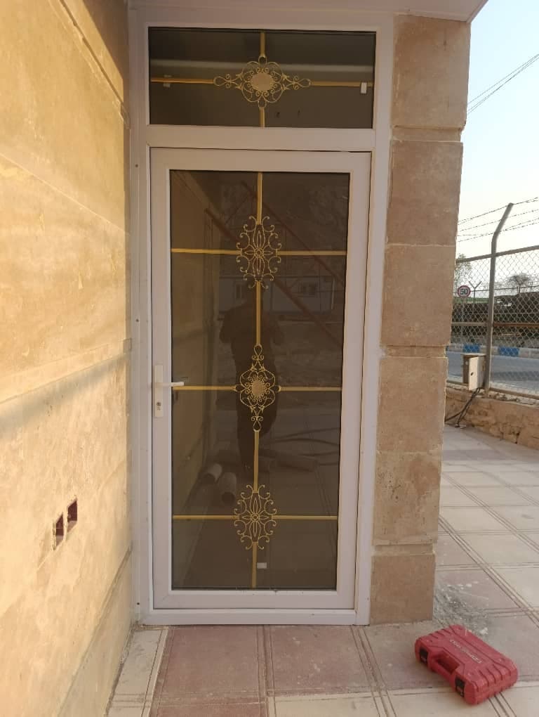 کارگاه تولیدی و فروش درب و پنجره دوجداره و upvc سهیل عسلویه