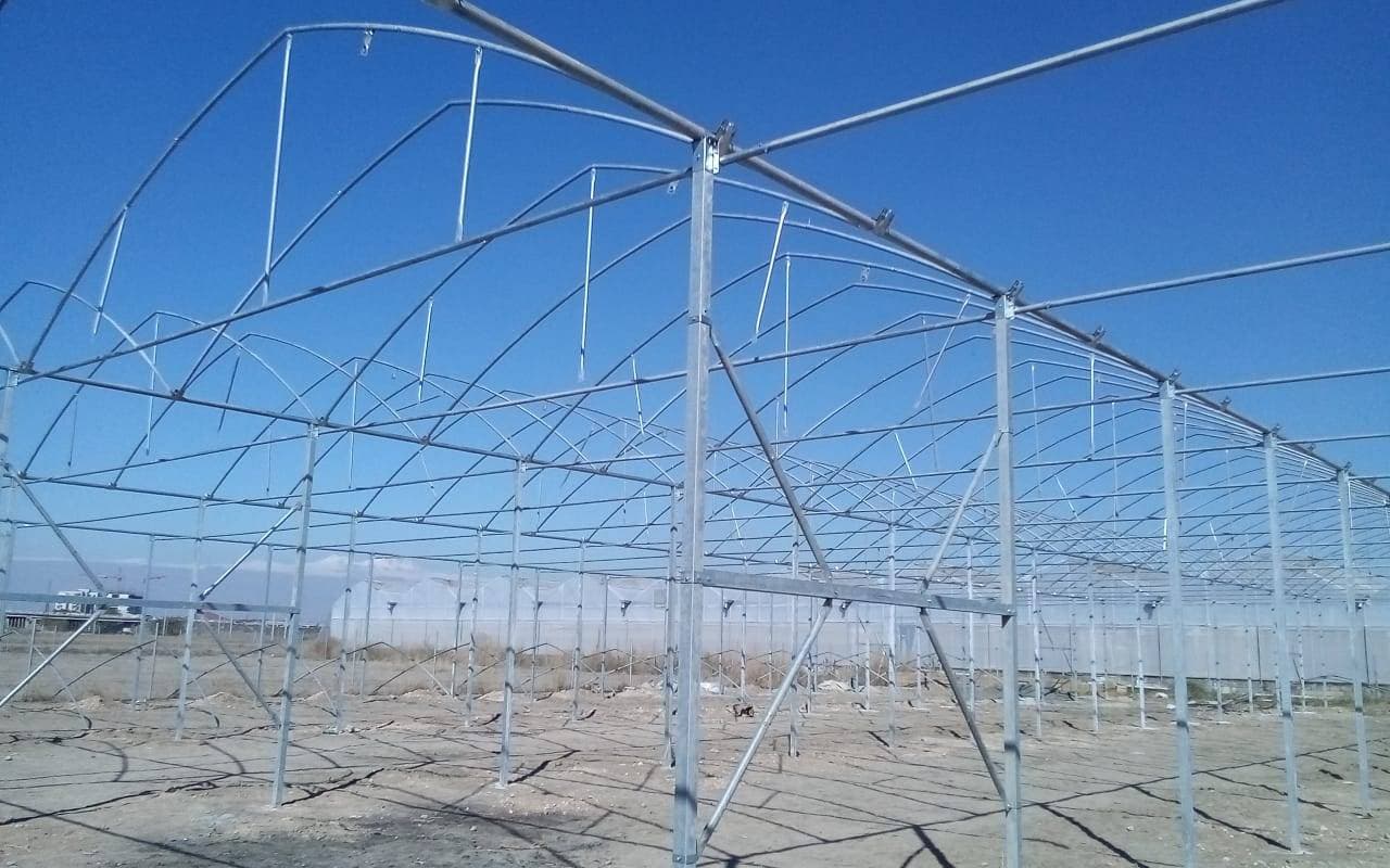 طراحی و ساخت سازه گلخانه آریا طوس گلشن سبز در مشهد