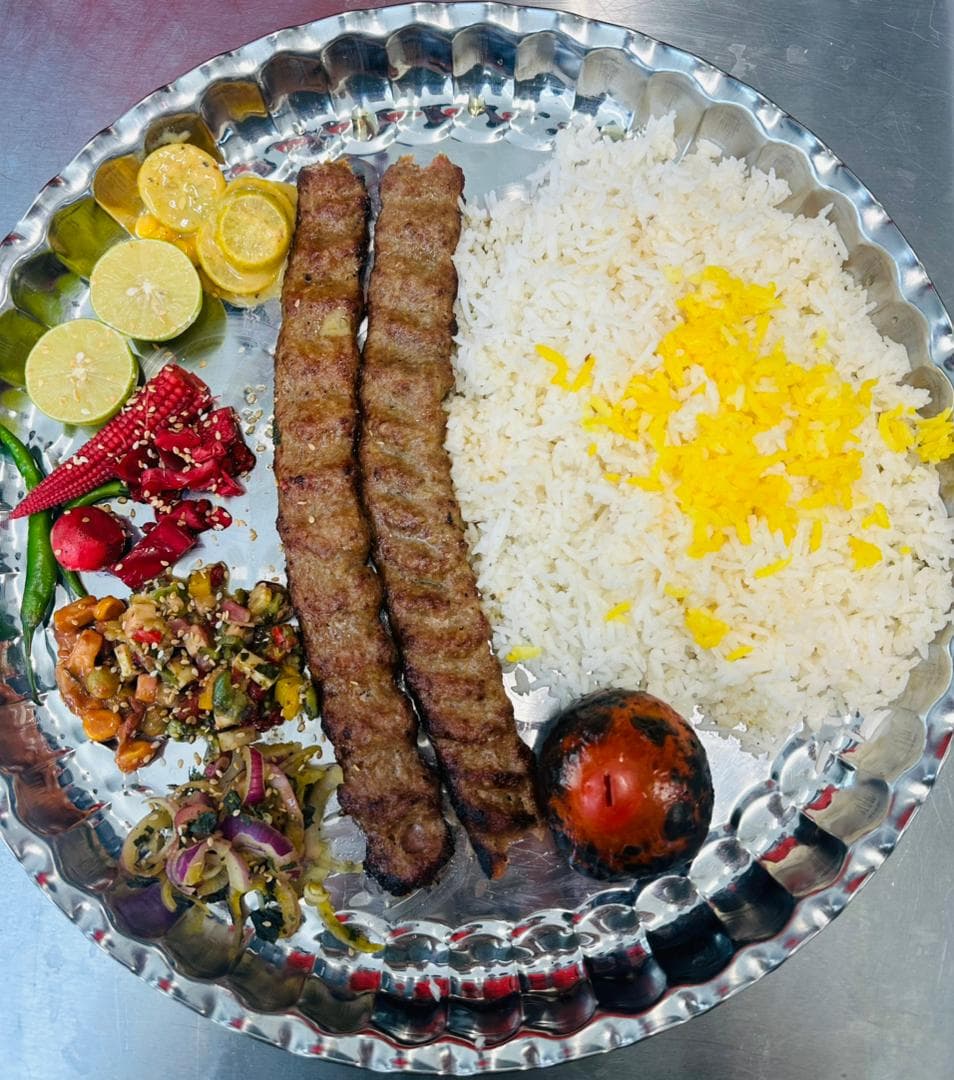 مجموعه غذایی و باربیکیو اله Ole در شیراز