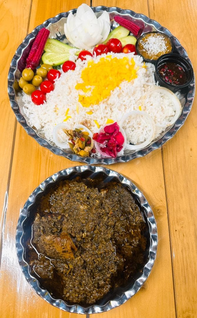 مجموعه غذایی و باربیکیو اله Ole در شیراز