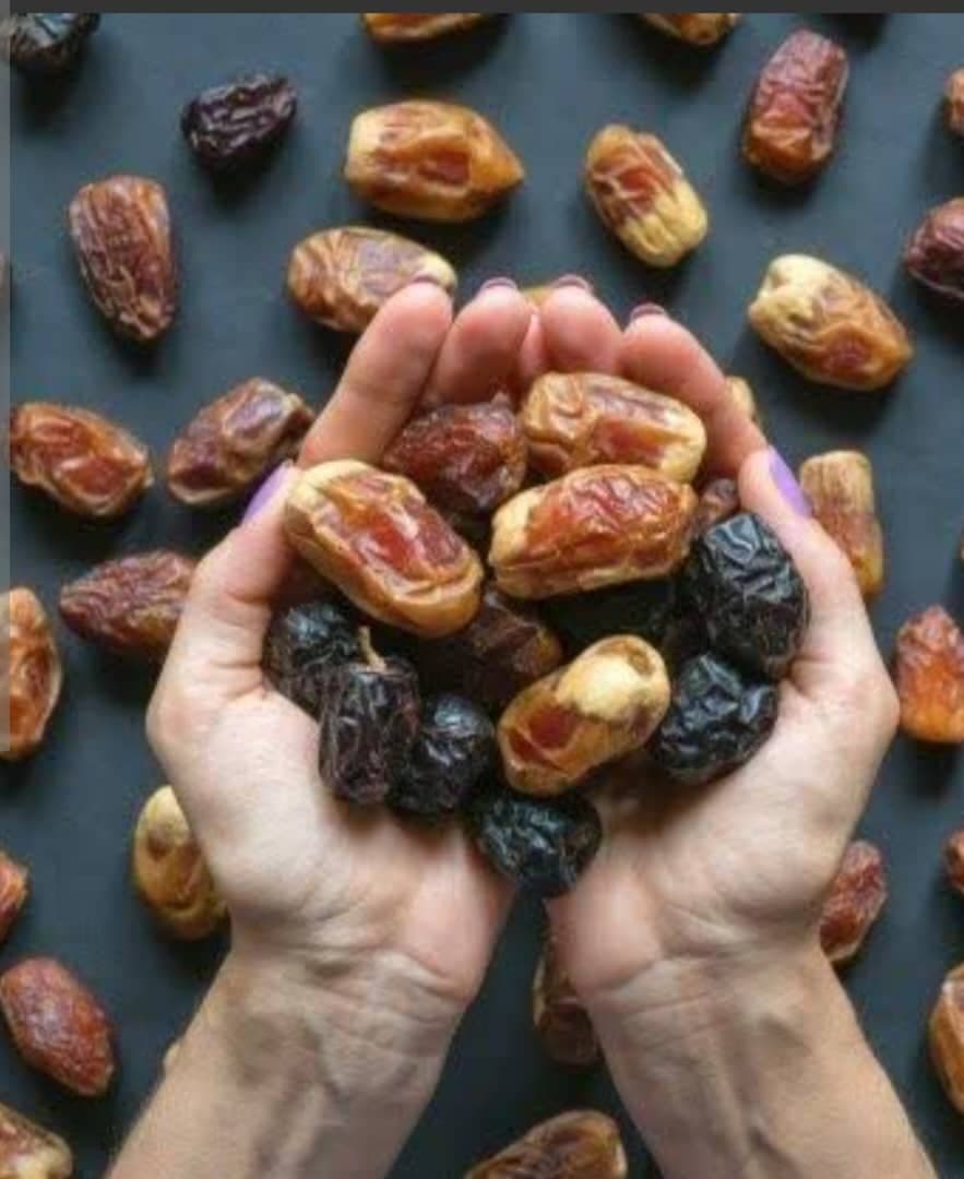 خرید و فروش ضایعات خرما بمدیریت سهرابی در رودبار جنوب