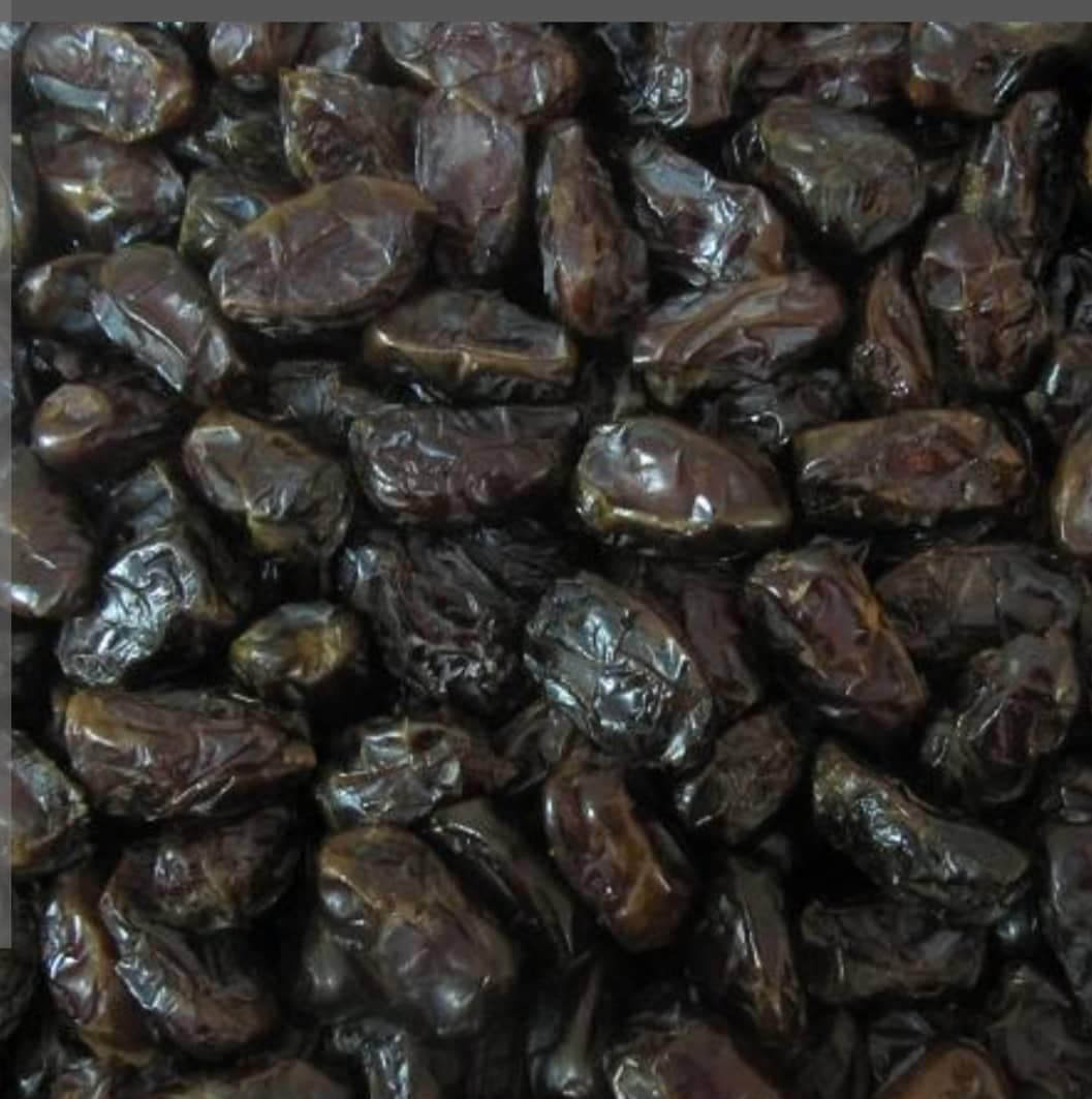 خرید و فروش ضایعات خرما بمدیریت سهرابی در رودبار جنوب
