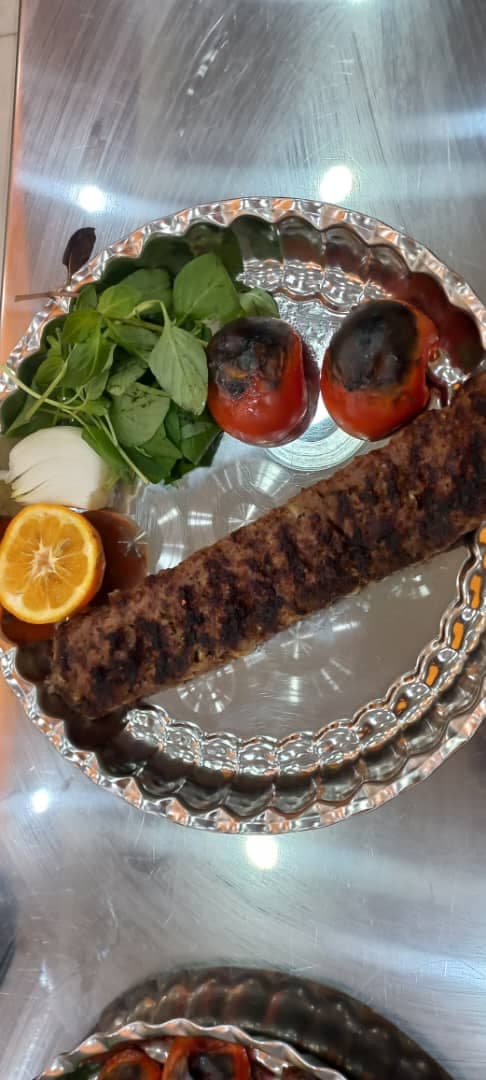 کباب ساطوری بناب آذربایجان زیتون به مدیریت طلوعی در اهواز