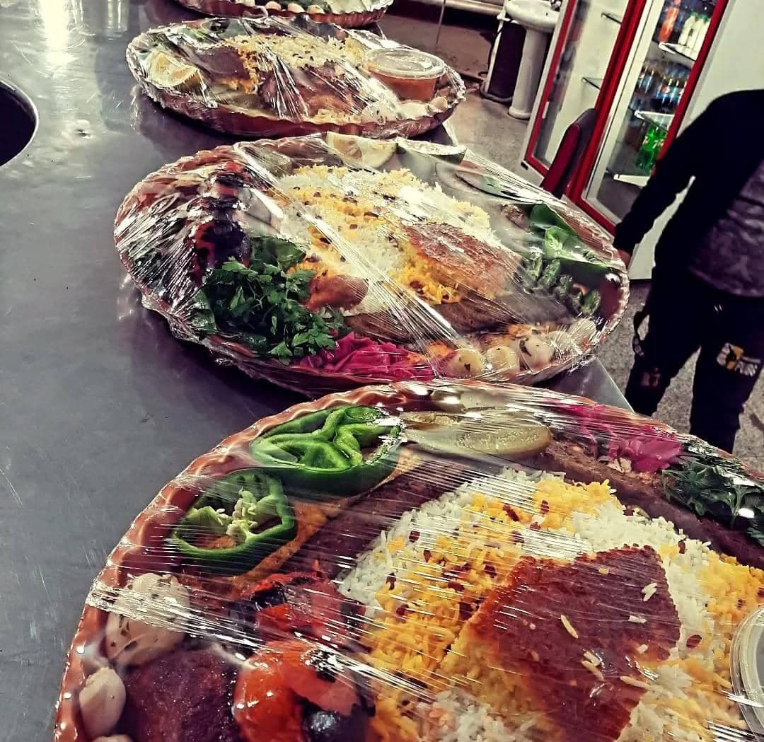 تهیه غذای حجی خان در شهرک سلامت اصفهان