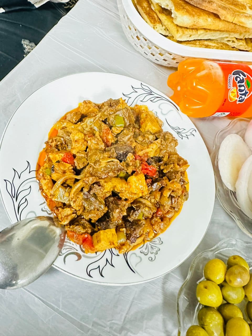 غذاخوری گیله خانم در لنگرود