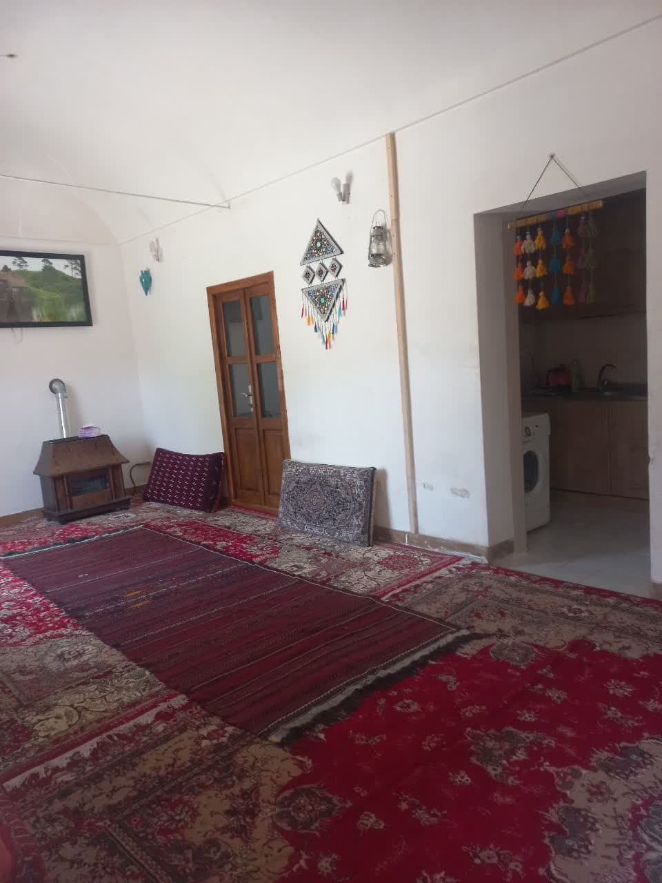 اقامتگاه بومگردی عمارت بانو و بابا حسن قائن