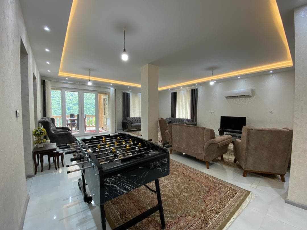 اجاره ویلای استخردار شرق پور در گردنه حیران آستارا