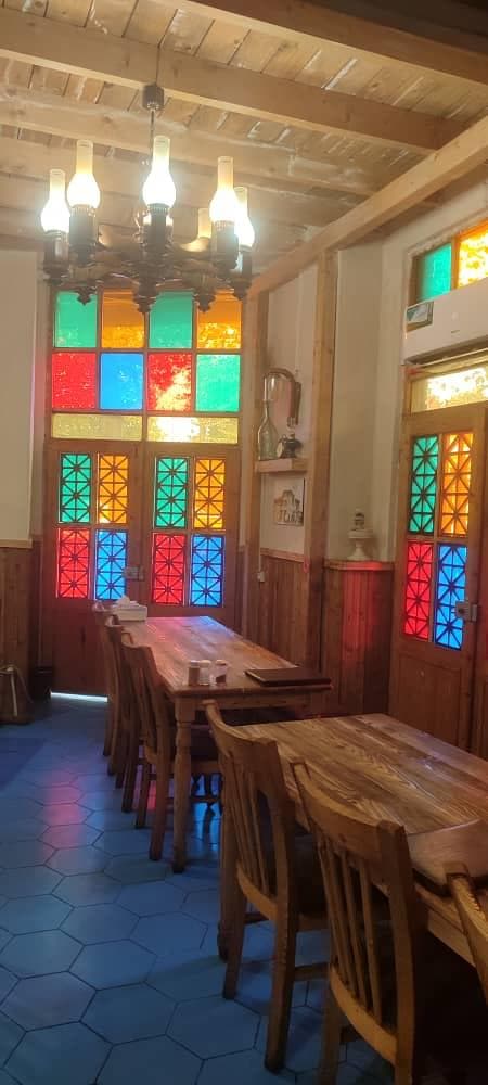 رستوران سنتی گلشن لاهیجان