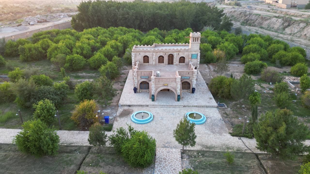 اقامتگاه و بومگردی شهرداری سردشت زیدون به مدیریت محمود اکبری