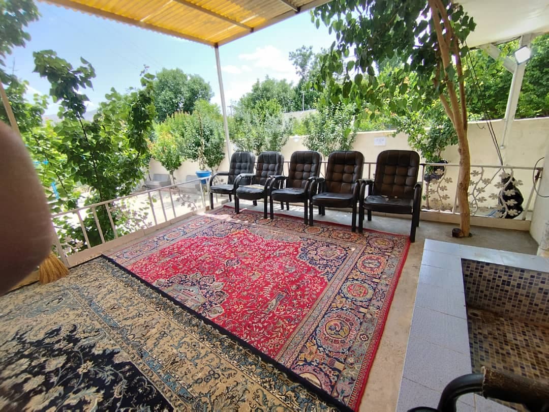 اجاره ویلا باغ استخردار حیدریان سنندج