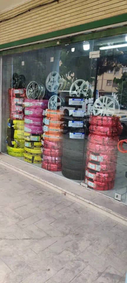 توزیع لاستیک دولتی به مدیریت قلی پور در اصفهان