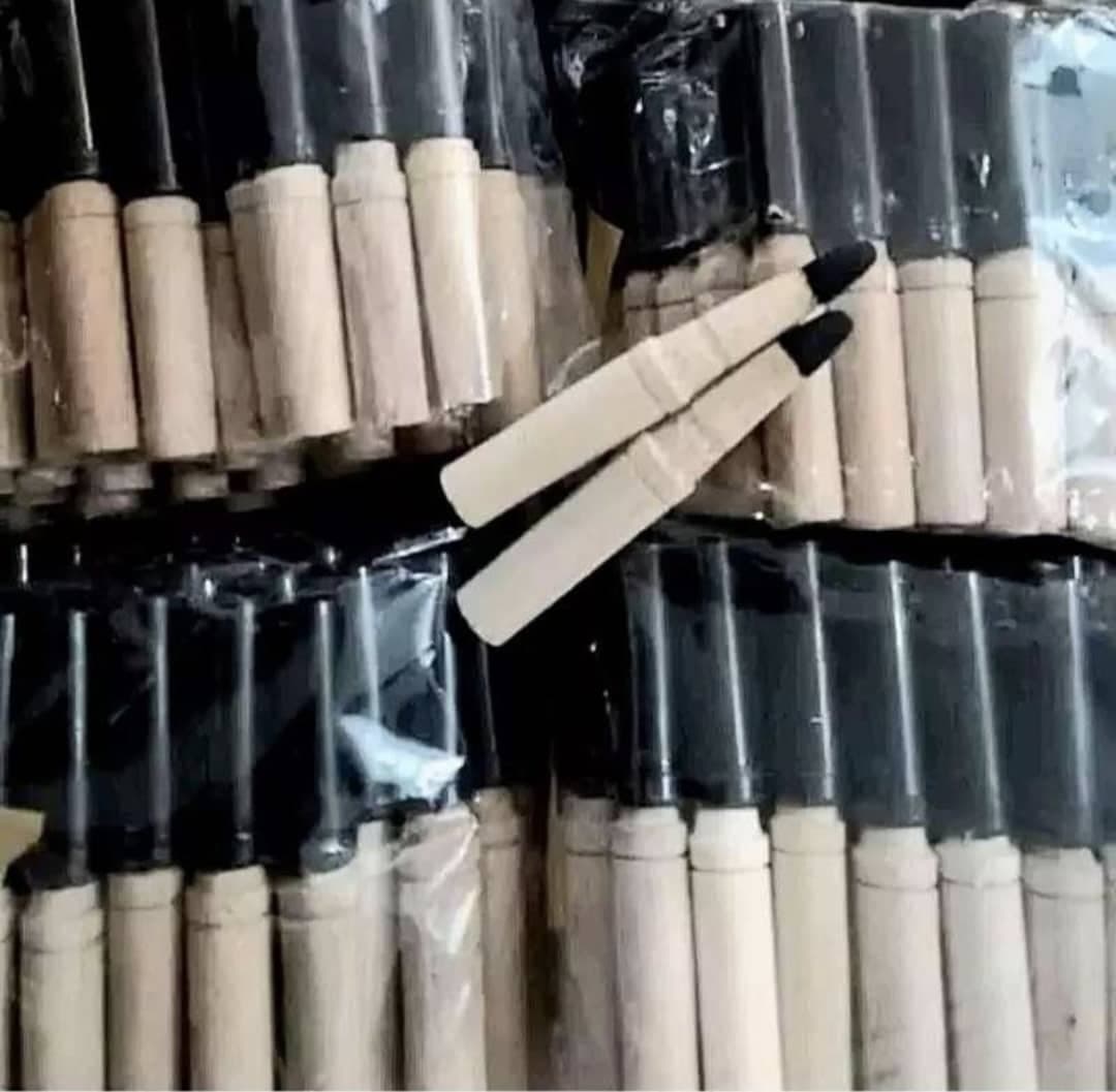 پخش و فروش مداد سرمه گیاهی 7 مغز به مدیریت سیده فاطمه روحانی در قائم شهر
