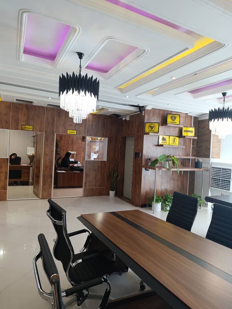 نمایشگاه بزرگ خودرو سنگین آپرانیک زاهدان