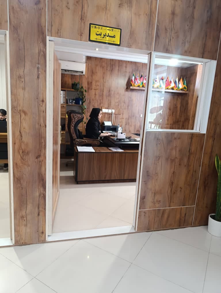 نمایشگاه بزرگ خودرو سنگین آپرانیک زاهدان