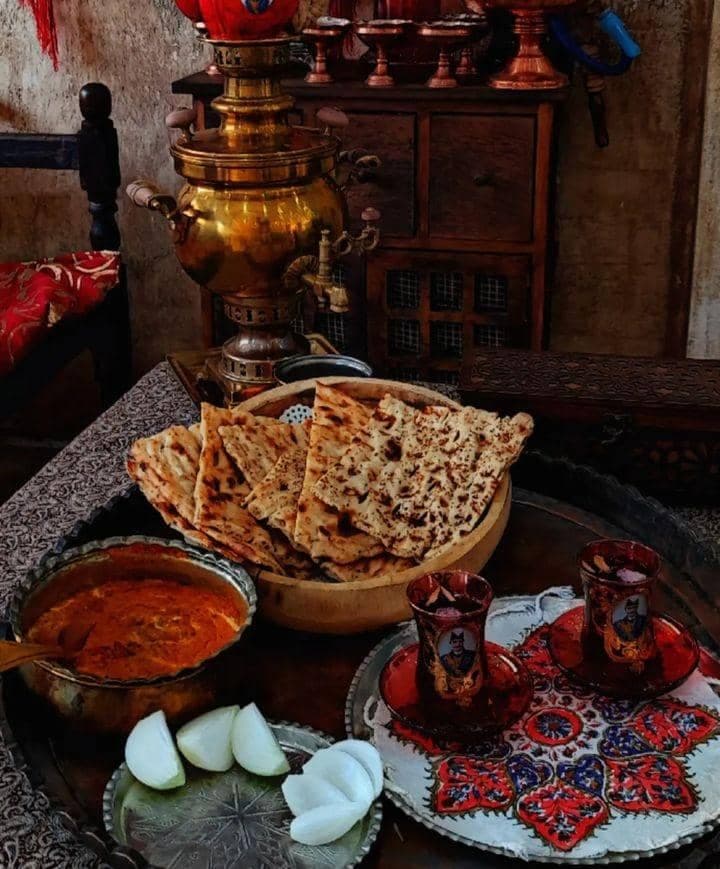 کافه رستوران رعد و باد در لواسان
