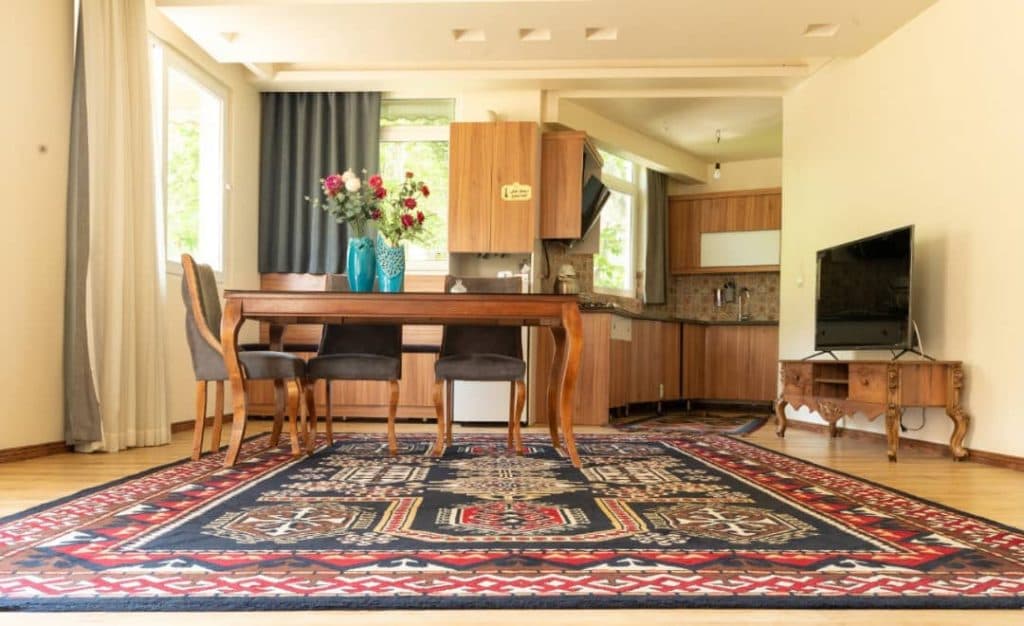 هتل سنتی شمس العماره در روستای زشک خراسان رضوی