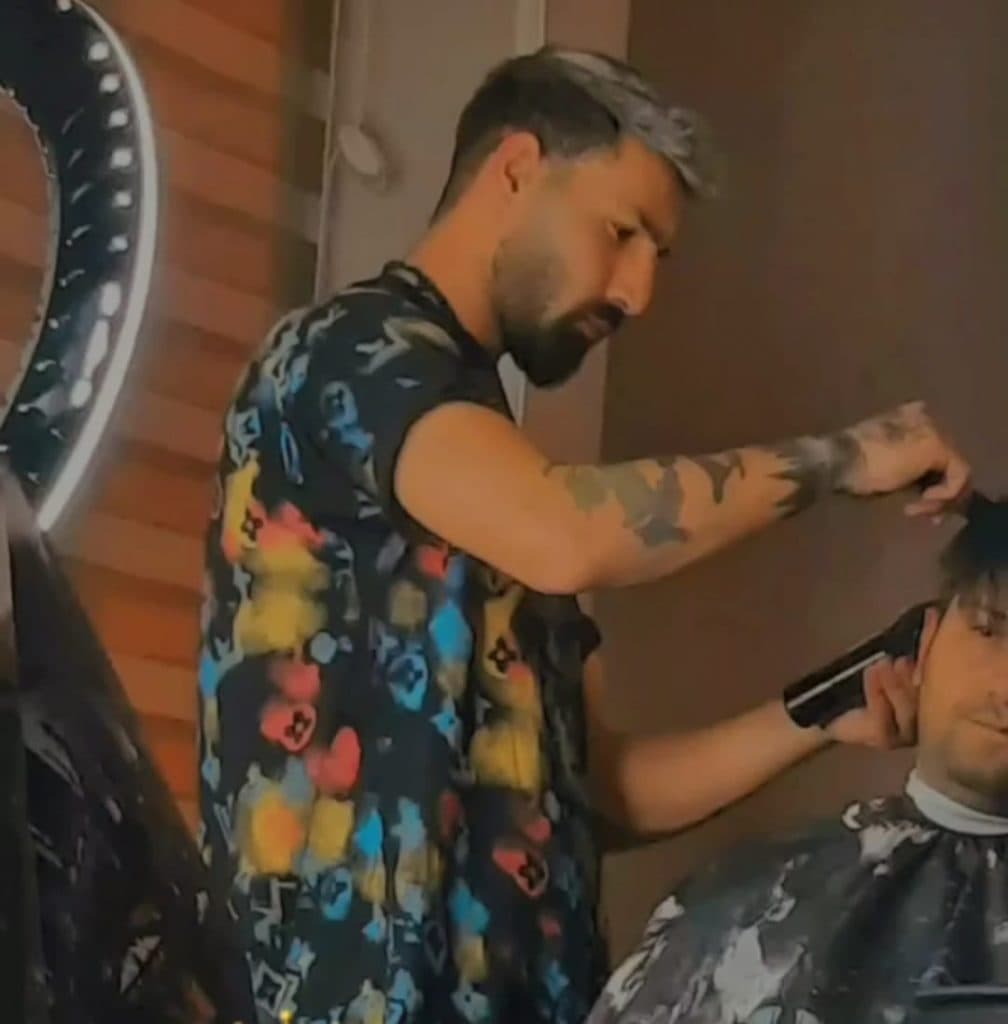 سالن پیرایش پاشا در بروجرد