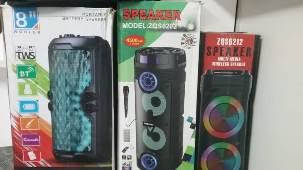 فروشگاه موبایل و کامپیوتر رونا در کرج