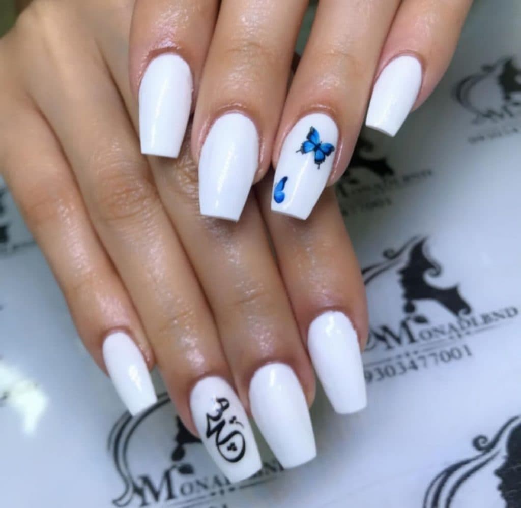 سالن کاشت ناخن منادی در بندرعباس