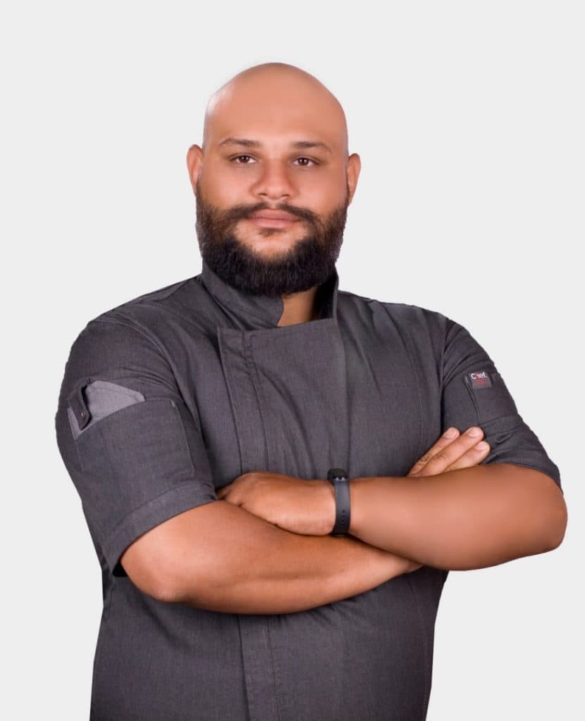 سجاد اصغر زاده راه انداز رستوران های بین المللی در کرمان