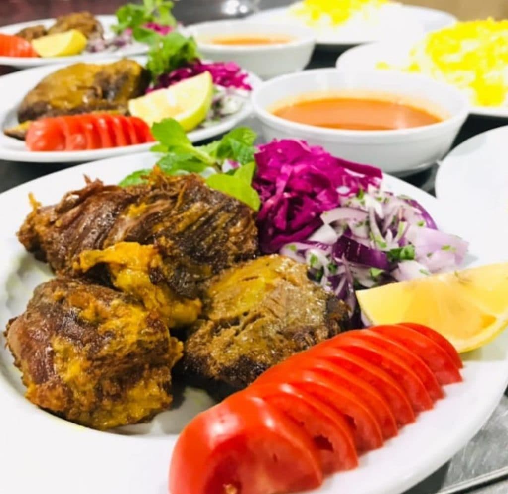 رستوران ریواس در بوکان