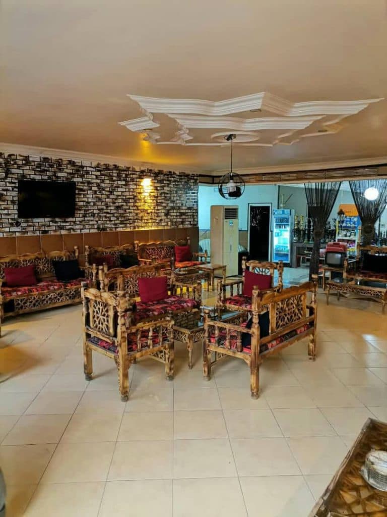 کافه Rom در قم