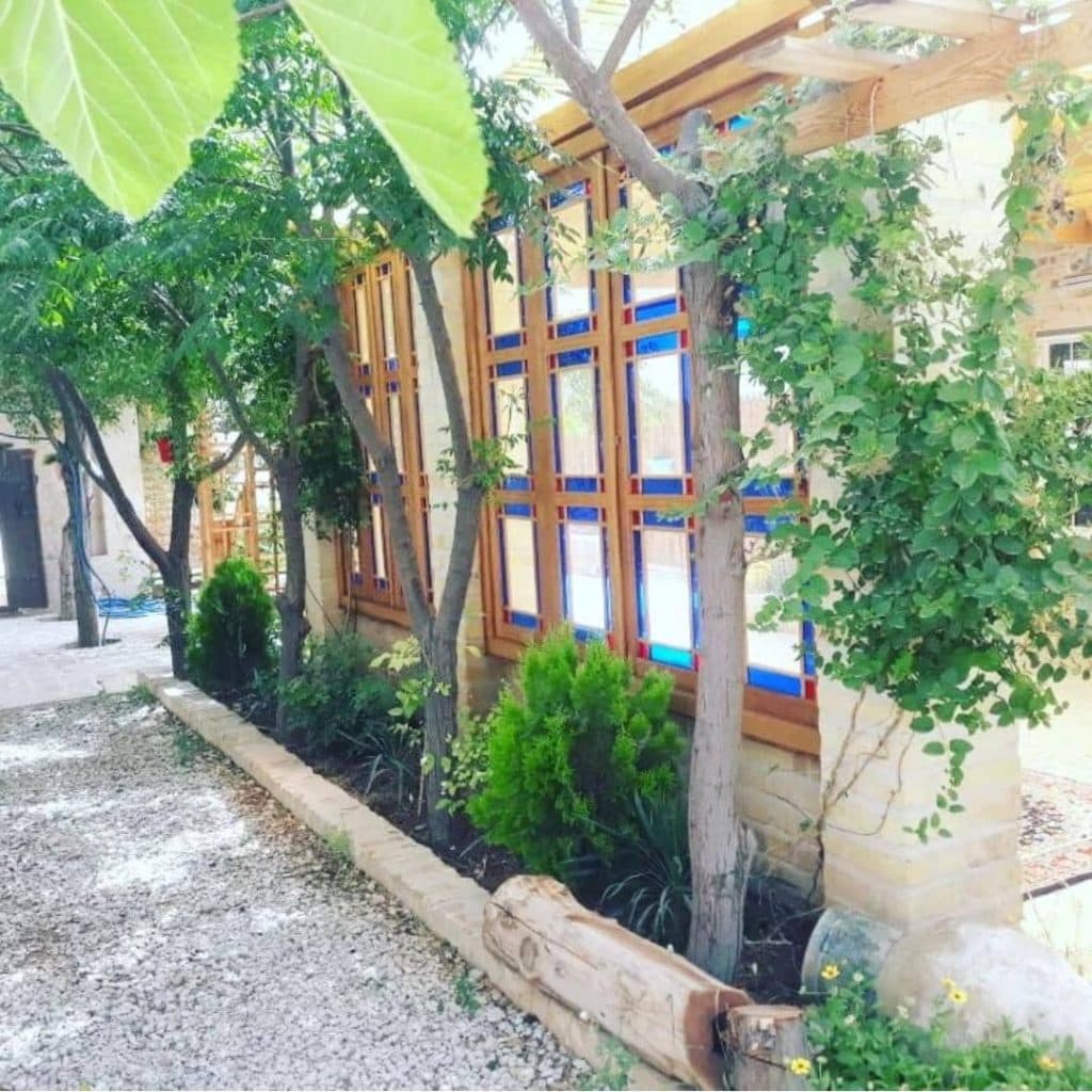 اجاره باغ ویلا عمارت دل در کاشان