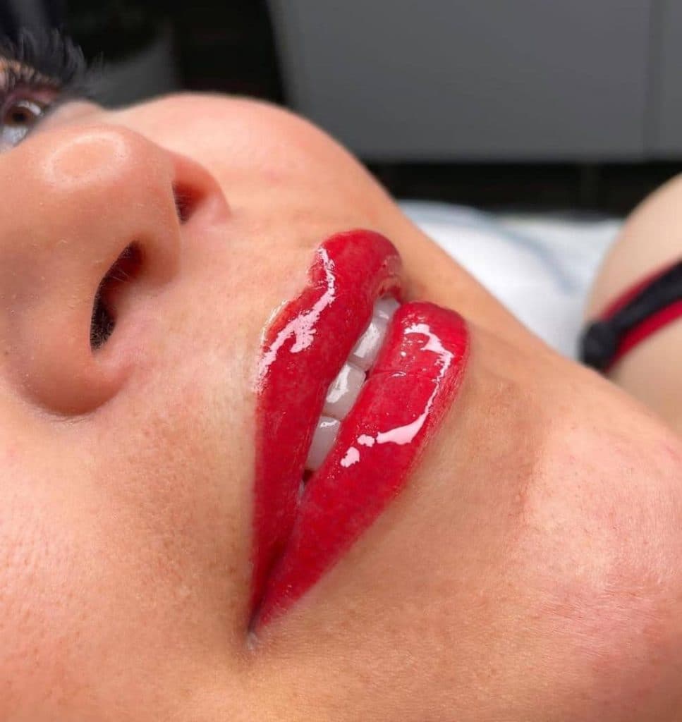 خدمات تخصصی آرایش دائم یگانه صالحی در شیراز