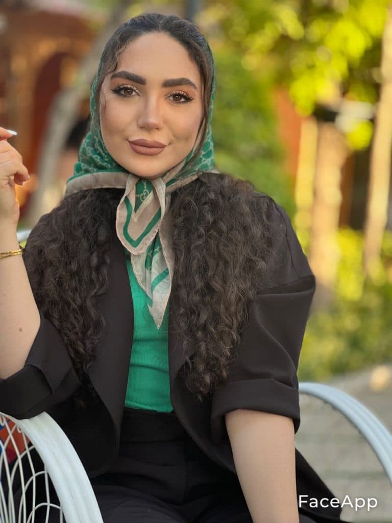 آموزوش و خدمات کاشت ناخن مرضیه خداپرست در اسلامشهر