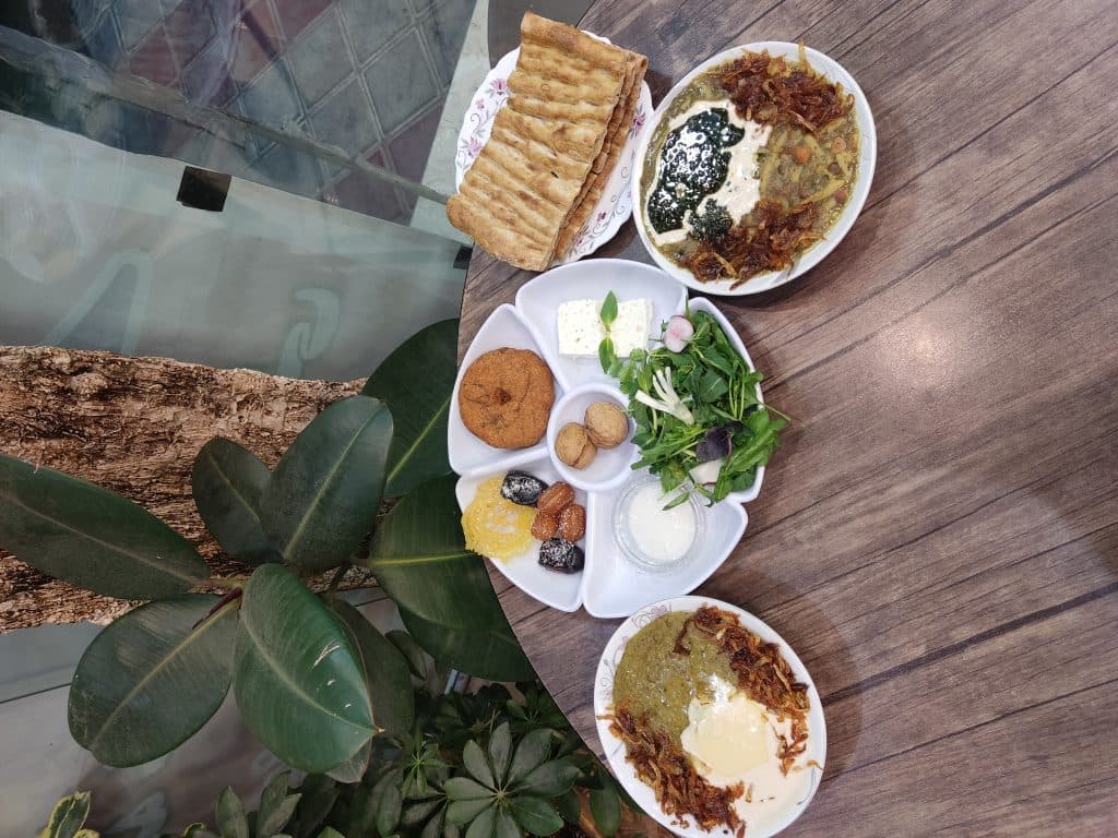 رستوران یزدان در رشت