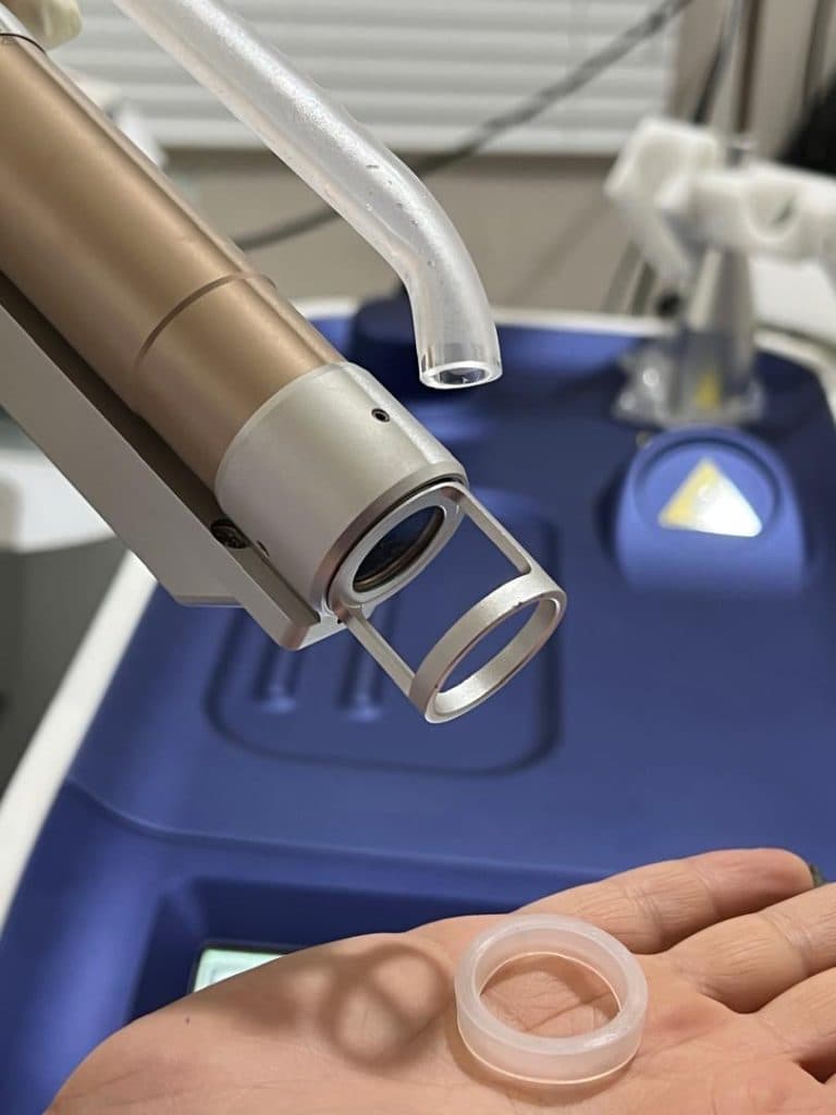 کلینیک زیبایی و لیزر رزا در بندر ماهشهر