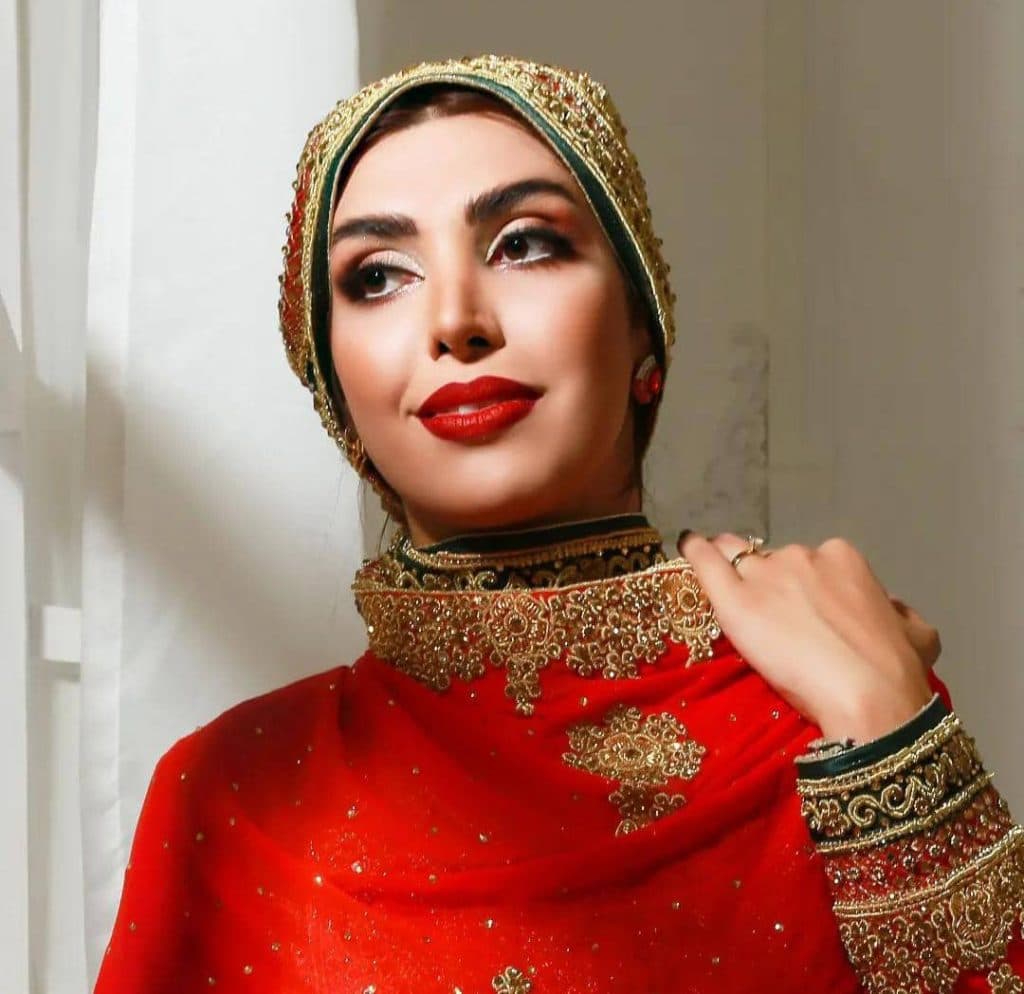 فیشیال و پاکسازی پوست رویا کیخا در زاهدان