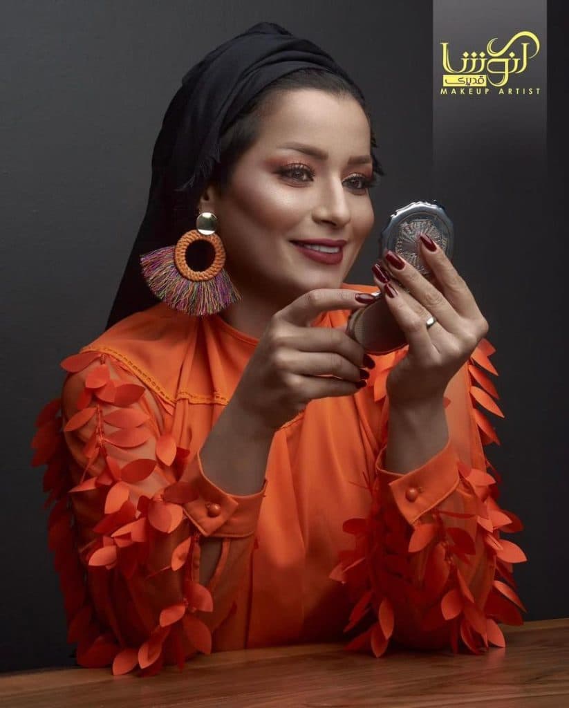 آموزشگاه و سالن زیبایی شگون در اصفهان