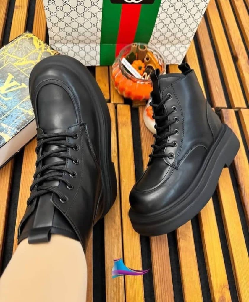 فروشگاه کیف و کفش و پوشاک زی زی در اردبیل