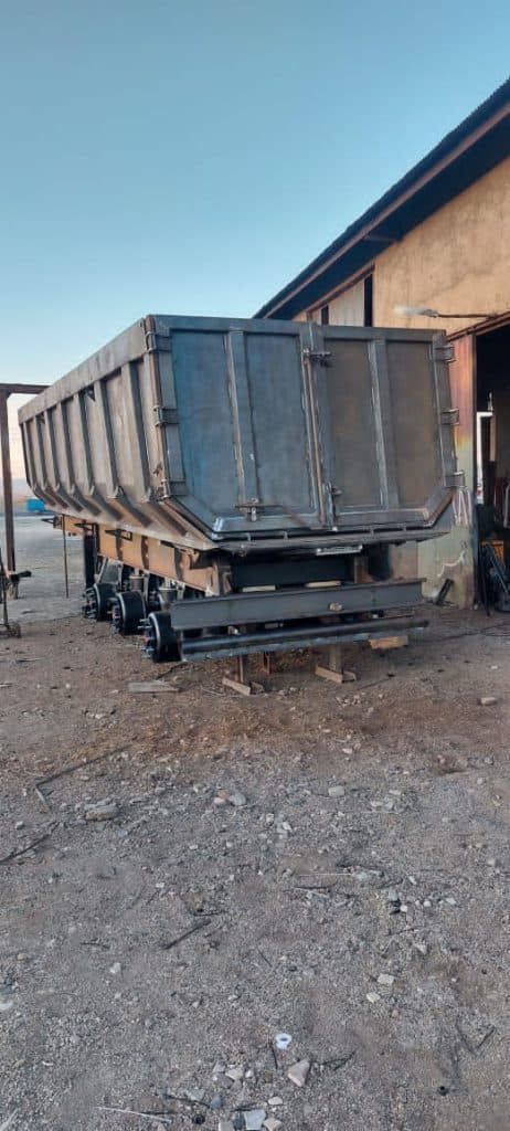 تریلی سازی ایران پارس کشاورزی در همدان