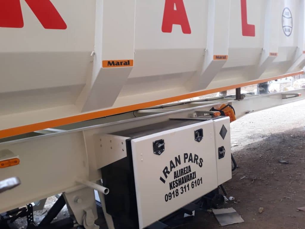 تریلی سازی ایران پارس کشاورزی در همدان