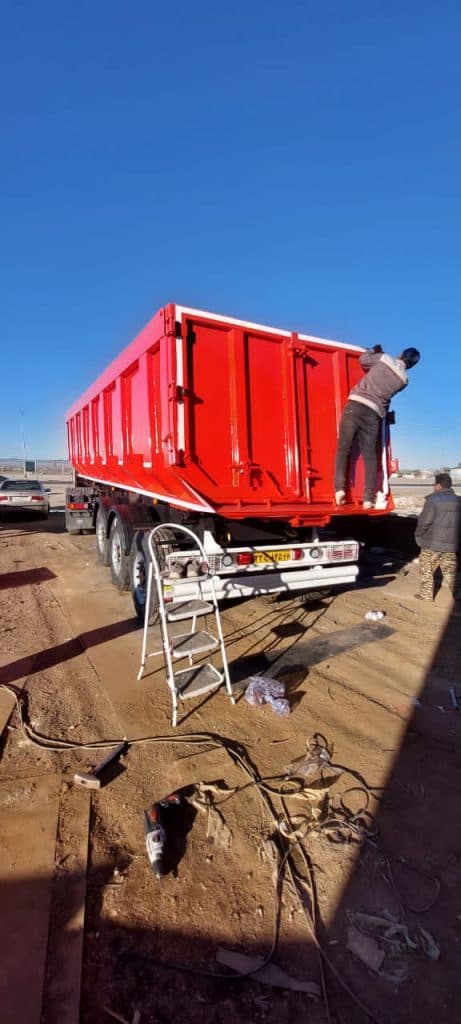 تریلی سازی ایران پارس کشاورزی در همدان