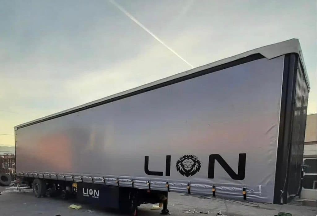 تولید و فروش و تعمیرات کانتینر چادری و کشویی نظرپور در مرند