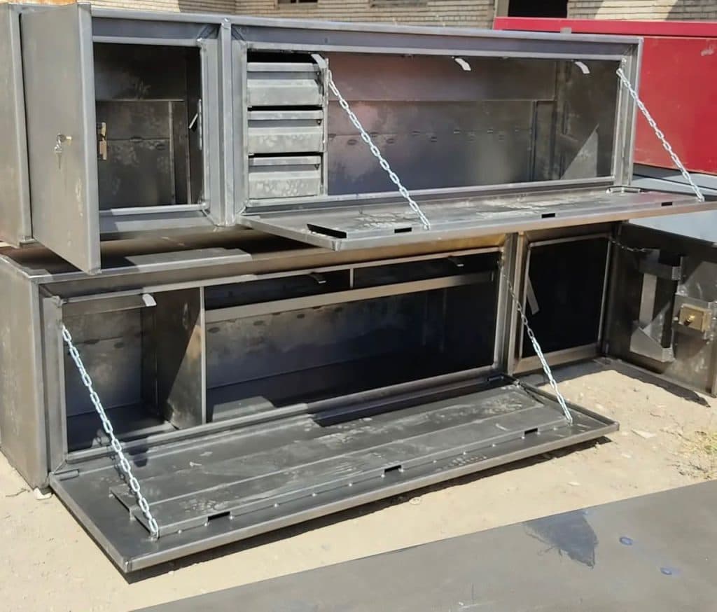 ساخت جعبه های کانتینر و درب بغل و آینه جلو رمضان در مرند