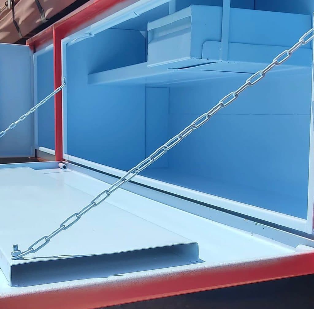 ساخت جعبه های کانتینر و درب بغل و آینه جلو رمضان در مرند