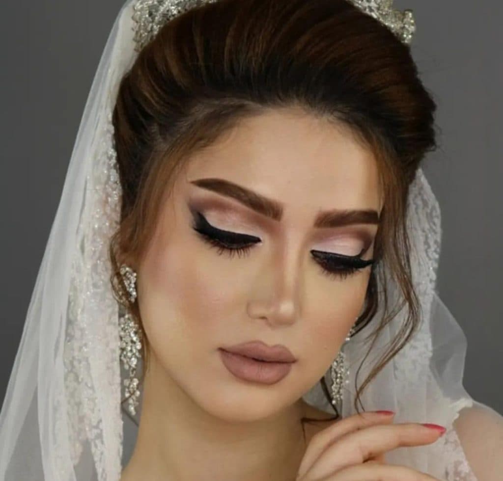 سالن زیبایی الهام مبینی در لاهیجان