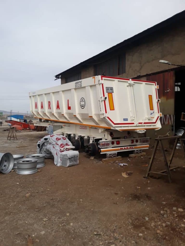 تریلی سازی ایران پارس کشاورزی در همدان