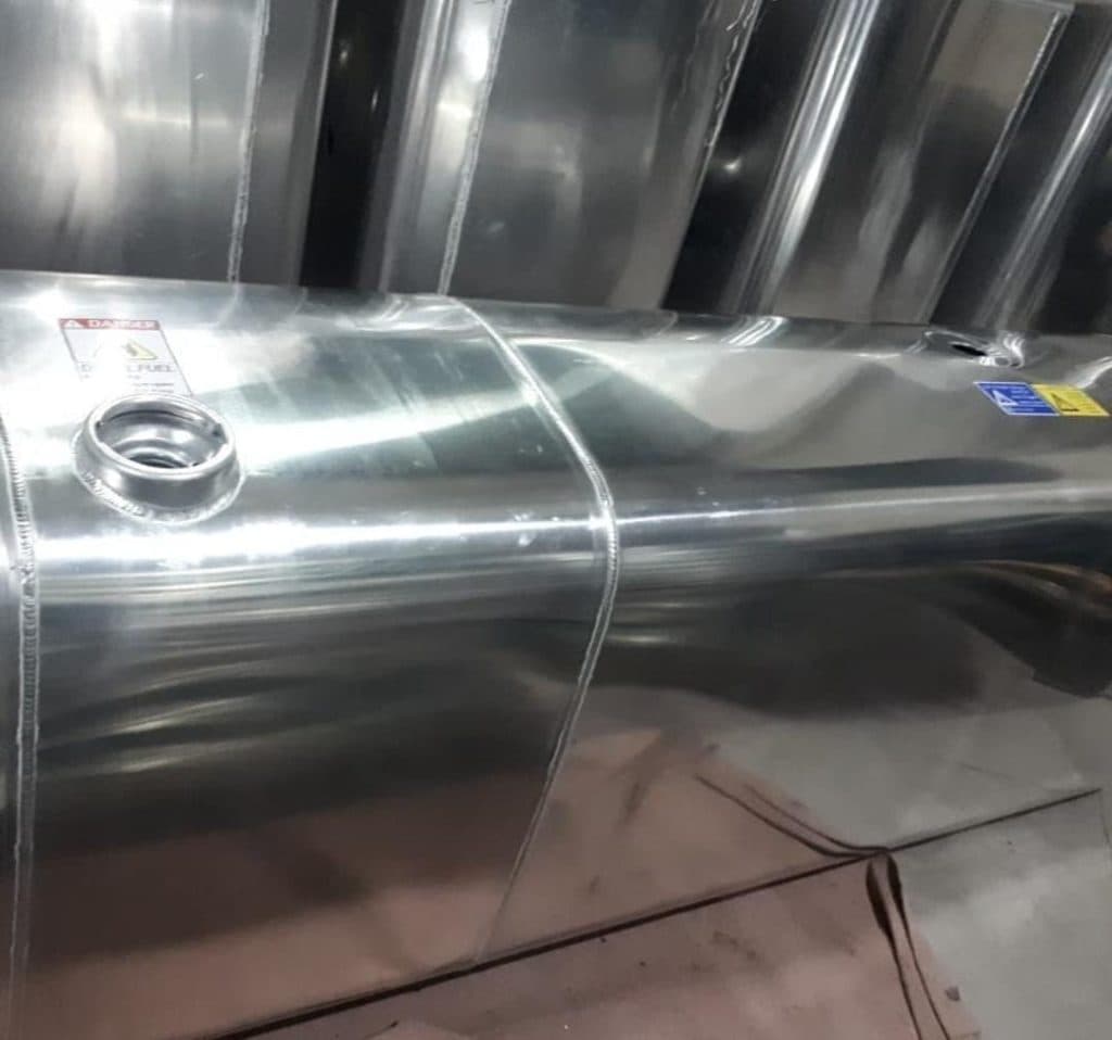 باک سازی ماشین سنگین مدرن در اردکان یزد