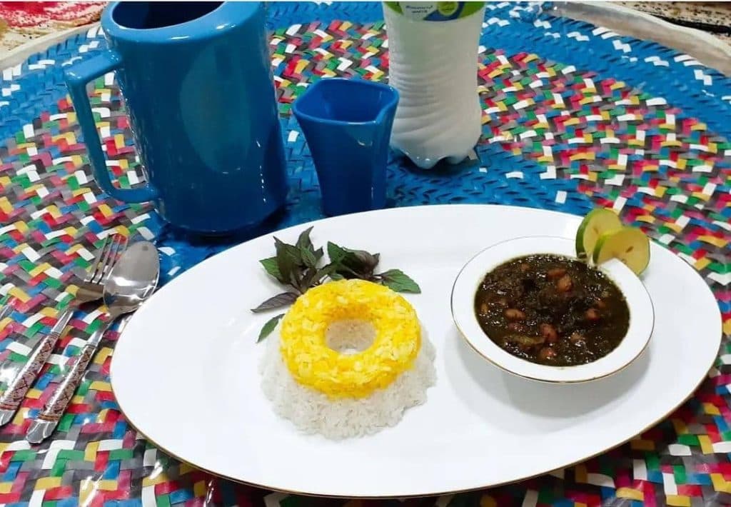 رستوران سنتی کافل در قروه