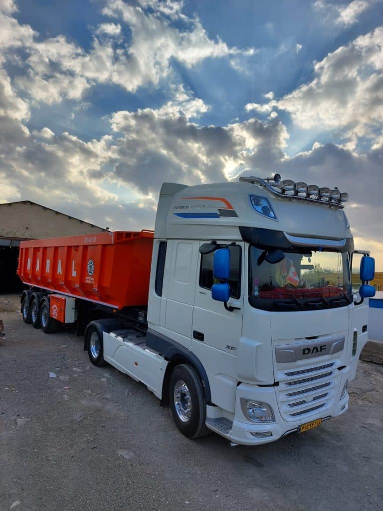 تریلی سازی ایران پارس کشاورزی در همدان